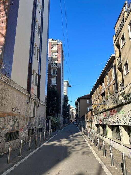 Porta Genova Suite Modern House ミラノ エクステリア 写真