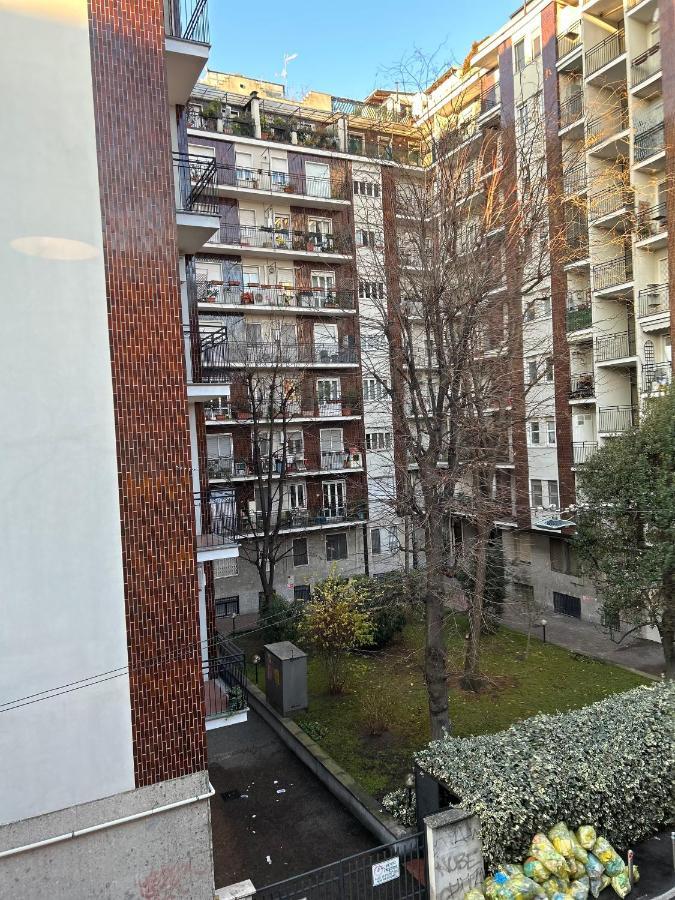 Porta Genova Suite Modern House ミラノ エクステリア 写真